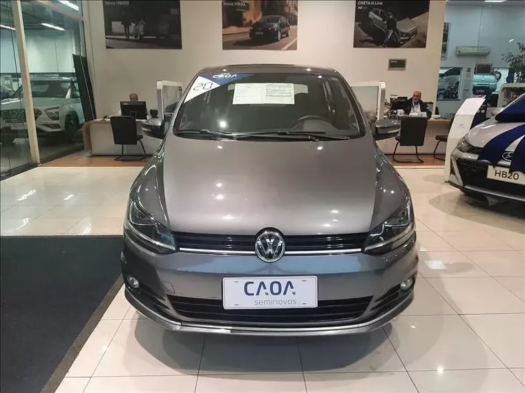 Volkswagen Fox Cinza 4