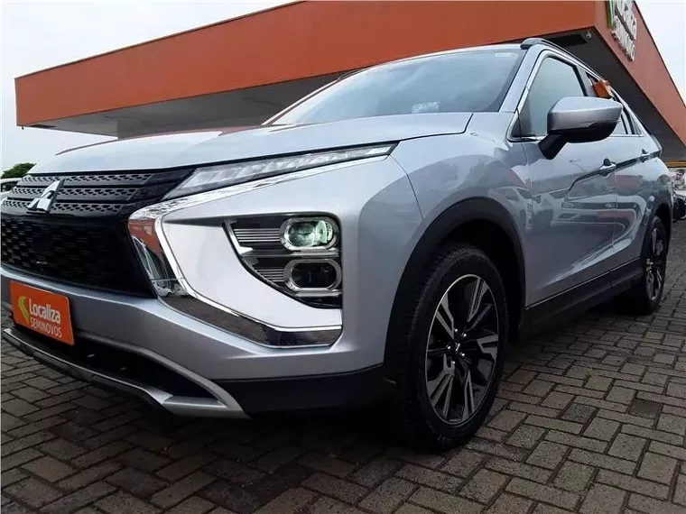 Mitsubishi Eclipse Cross Prata 3