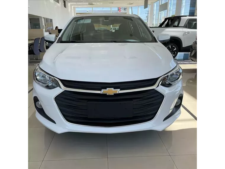 Chevrolet Onix Branco 1