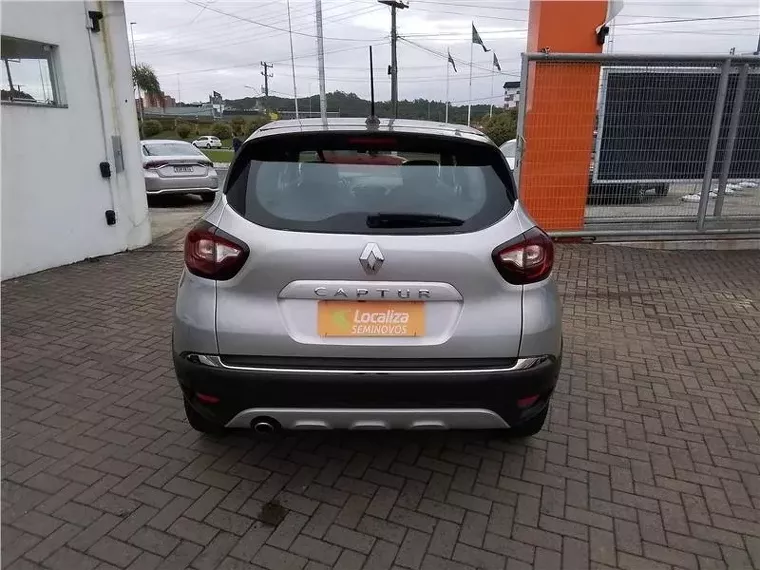 Renault Captur Prata 5