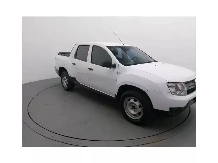 Renault Duster Oroch Branco 9