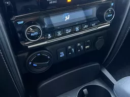 Toyota Hilux SW4