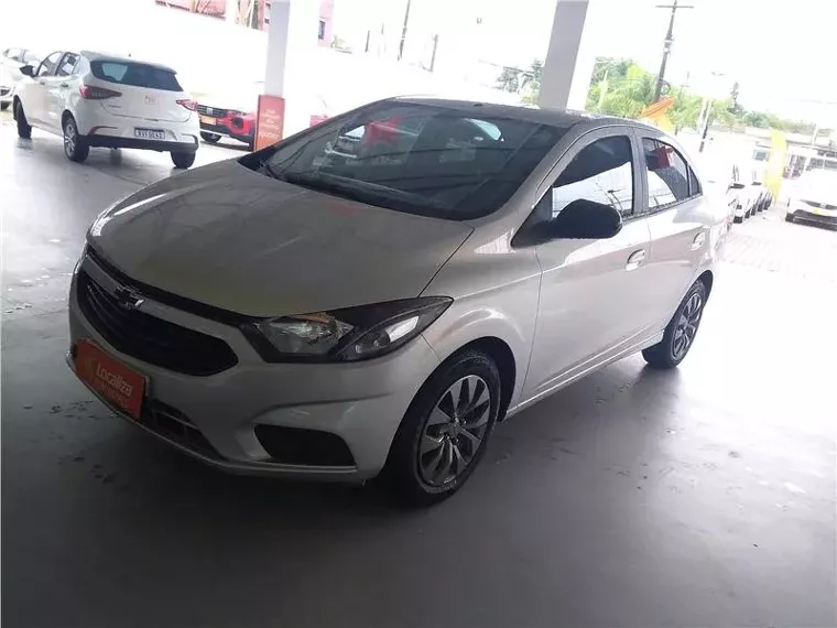 Chevrolet Onix Prata 6