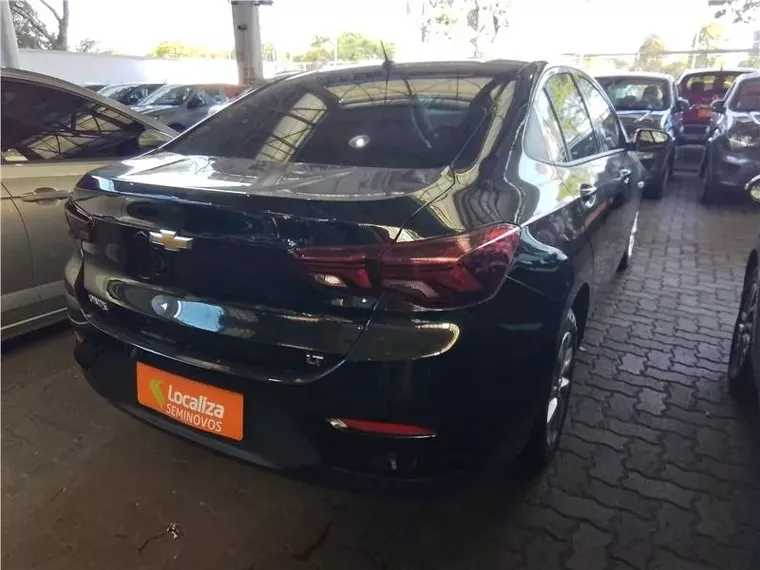 Chevrolet Onix Preto 3