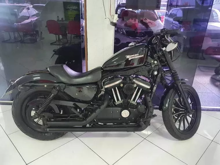 Harley-Davidson XL 883 Preto 1