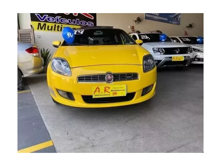 Fiat Bravo Amarelo 4