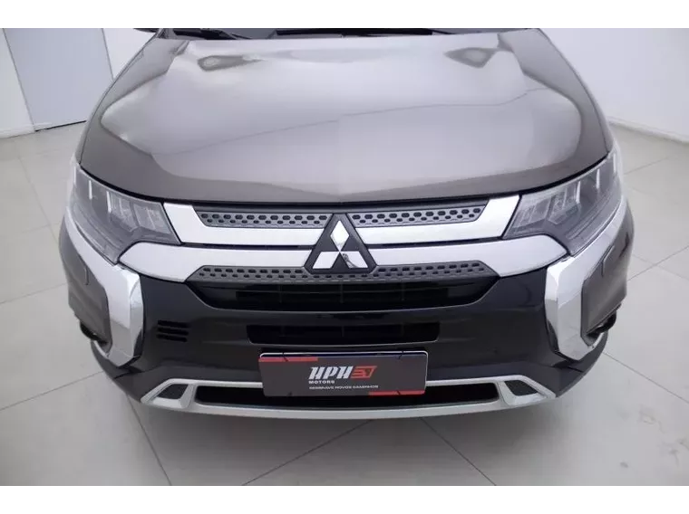 Mitsubishi Outlander Marrom 7