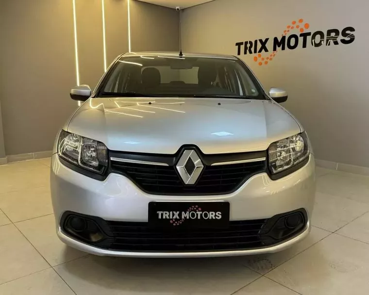 Renault Logan Prata 2