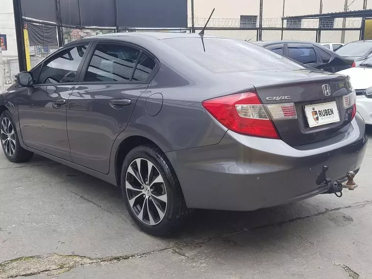 Honda Civic Cinza 7