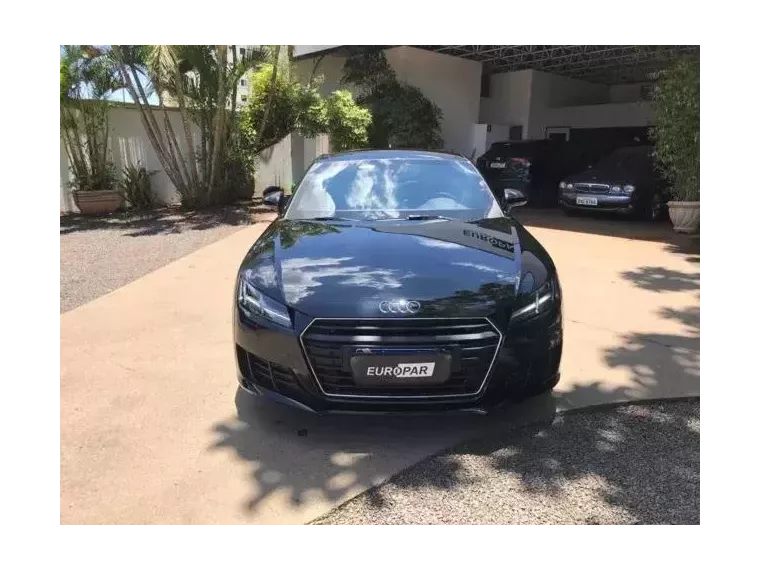 Audi TT Preto 5