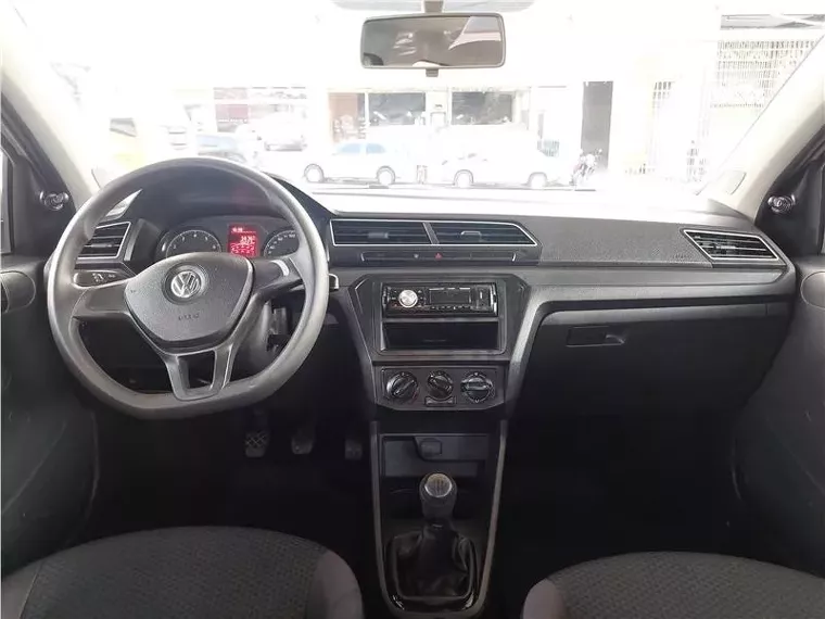 Volkswagen Voyage Branco 13