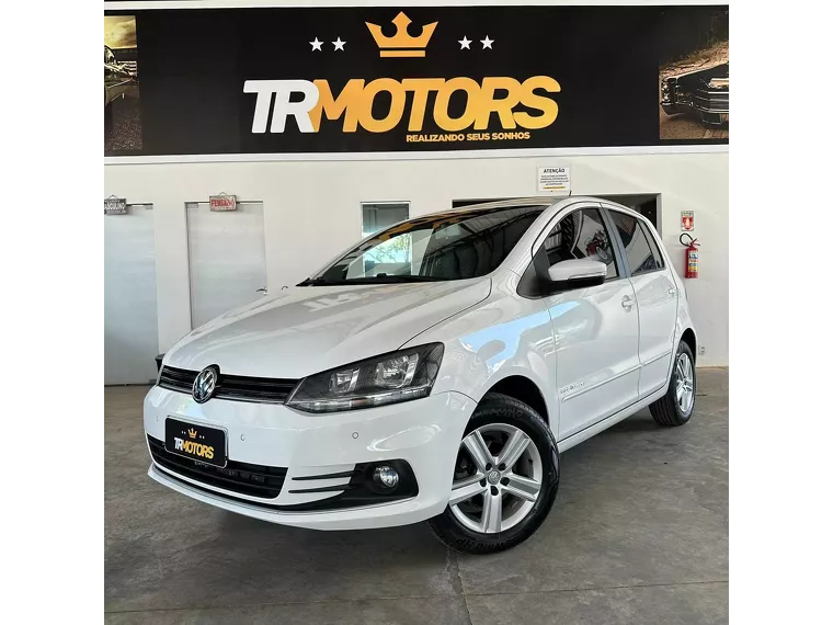 Volkswagen Fox Branco 12