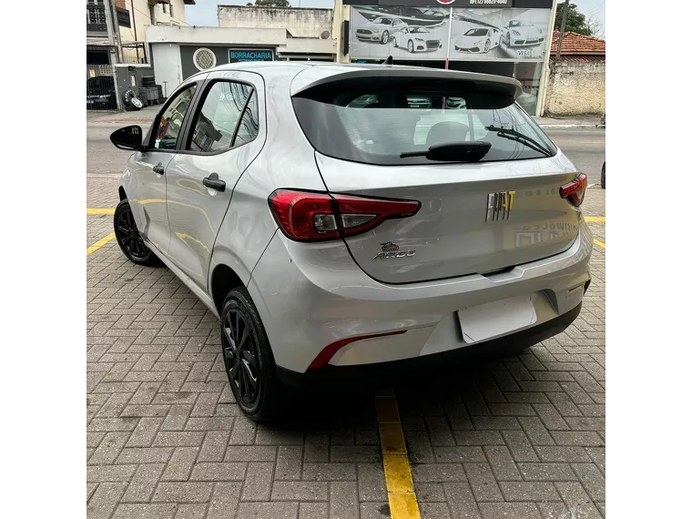 Fiat Argo Prata 6