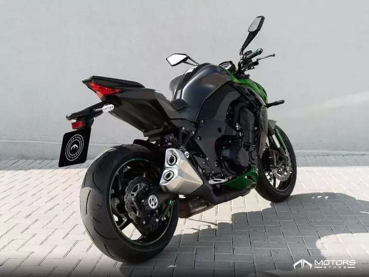 Kawasaki Z Branco 3