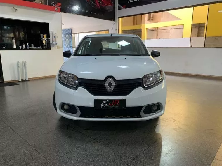 Renault Sandero Branco 21