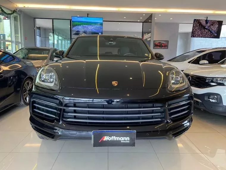 Porsche Cayenne Preto 2