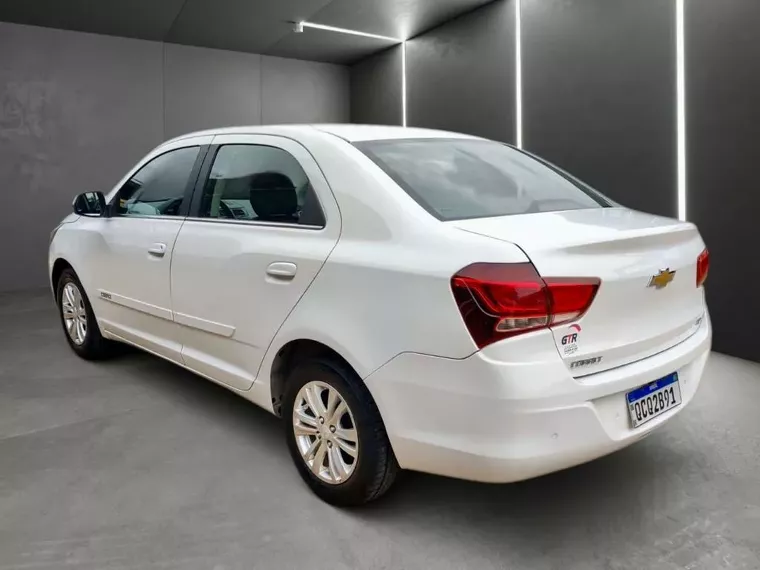 Chevrolet Cobalt Branco 3