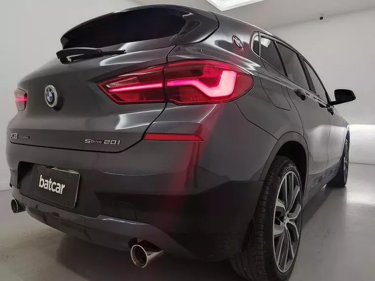 BMW X2 Cinza 14