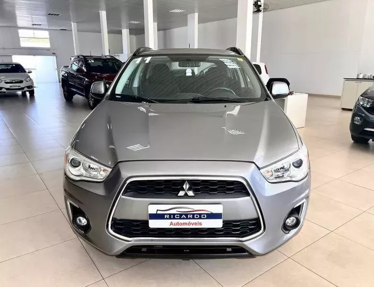 Mitsubishi ASX Cinza 2