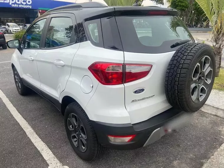 Ford Ecosport Branco 3