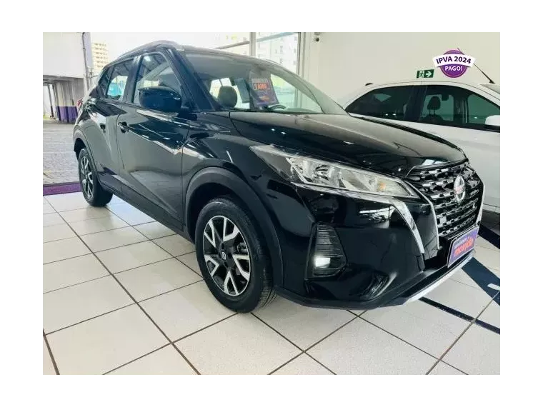 Nissan Kicks Preto 2