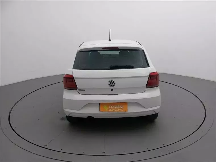 Volkswagen Gol Branco 8