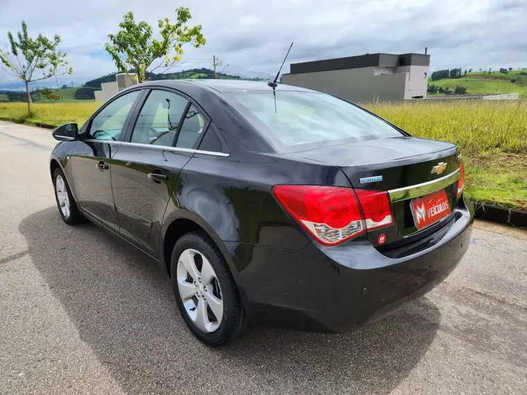 Chevrolet Cruze Preto 8