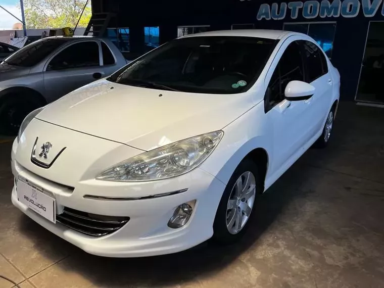 Peugeot 408 Branco 3