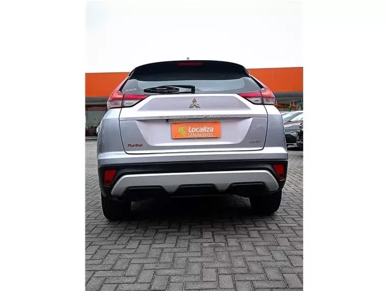 Mitsubishi Eclipse Cross Prata 12