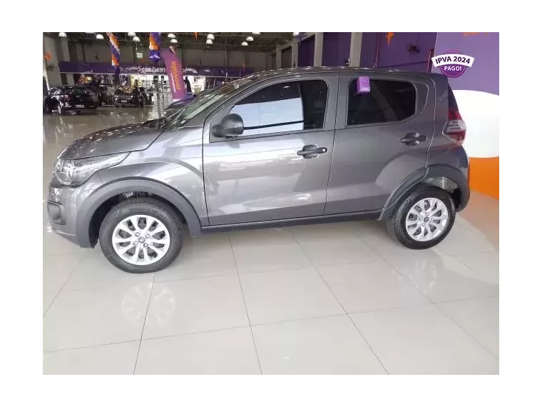 Fiat Mobi Cinza 8