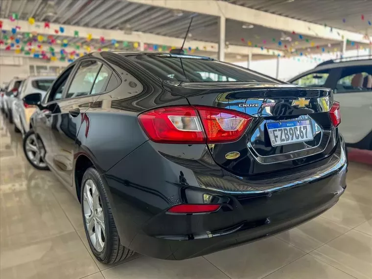 Chevrolet Cruze Preto 6