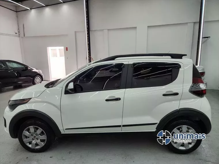 Fiat Mobi Branco 3