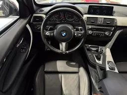 BMW 328i