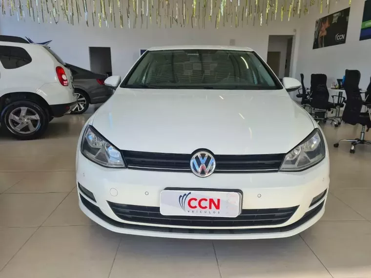 Volkswagen Golf Branco 5