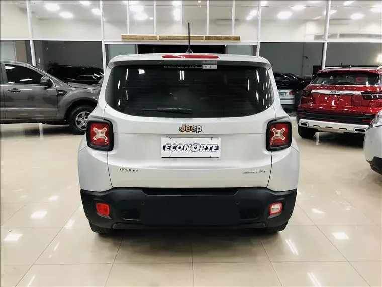 Jeep Renegade Prata 5