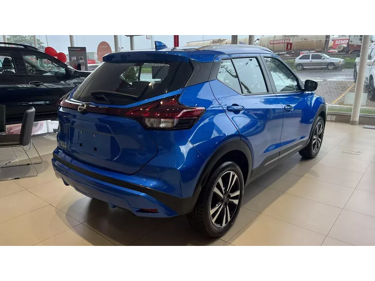 Nissan Kicks Azul 2