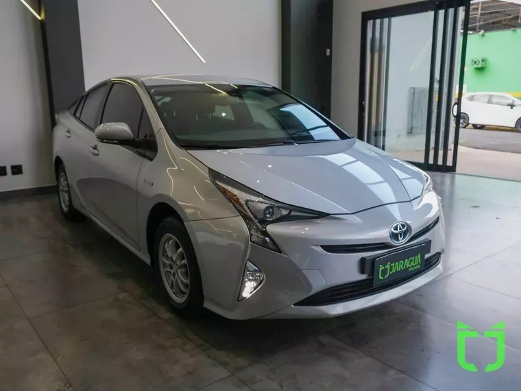 Toyota Prius Prata 10