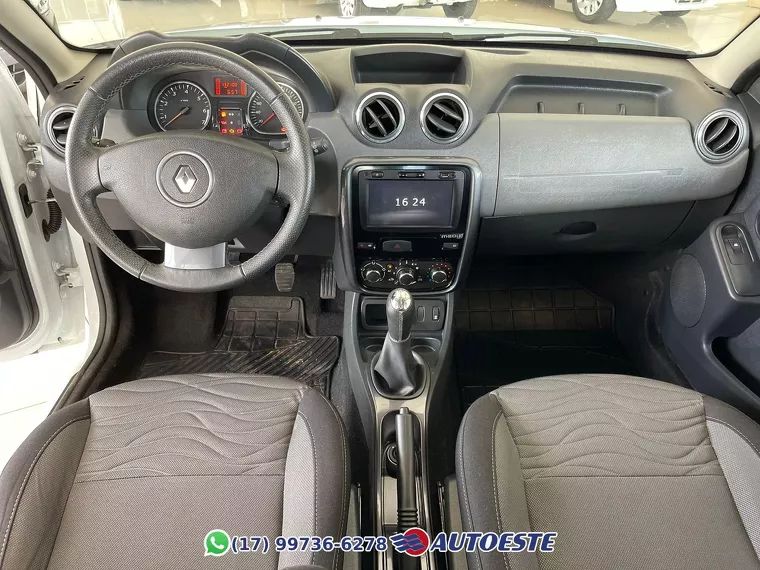 Renault Duster Branco 10