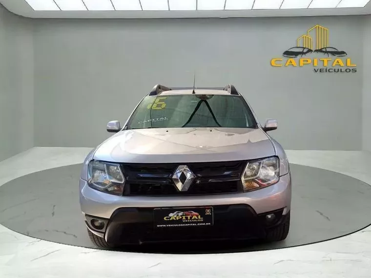 Renault Duster Prata 3