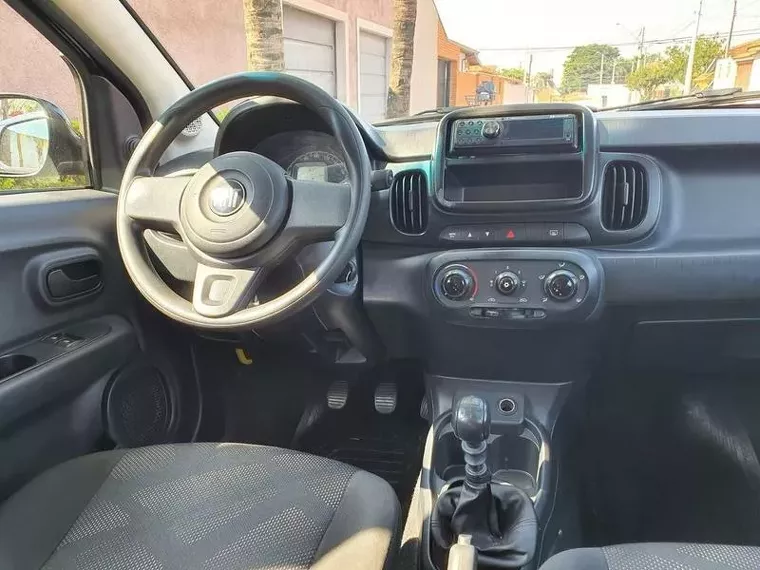 Fiat Mobi Preto 12