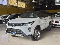 Toyota Hilux SW4