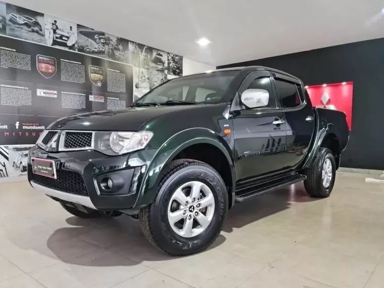 Mitsubishi L200 Triton Verde 14