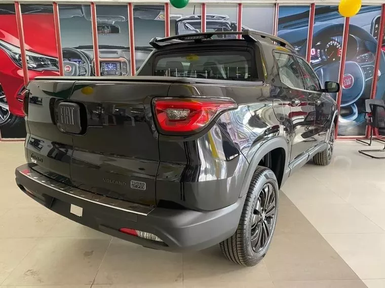 Fiat Toro Preto 17