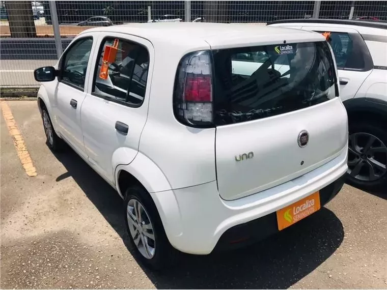 Fiat Uno Branco 1