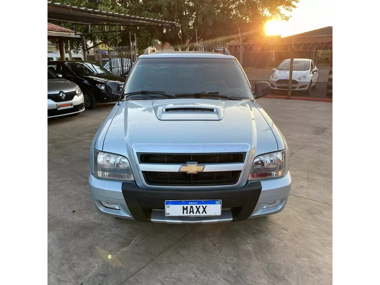 Chevrolet S10 Prata 3