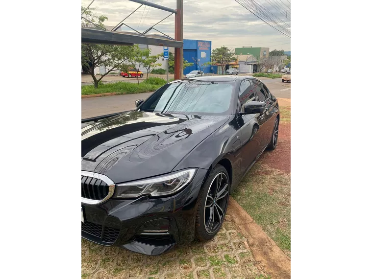 BMW 330e Preto 1