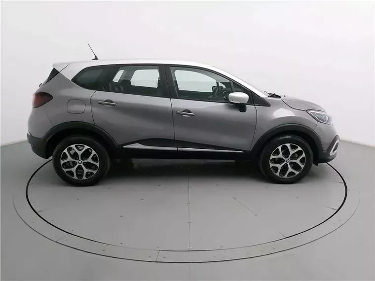 Renault Captur Cinza 10