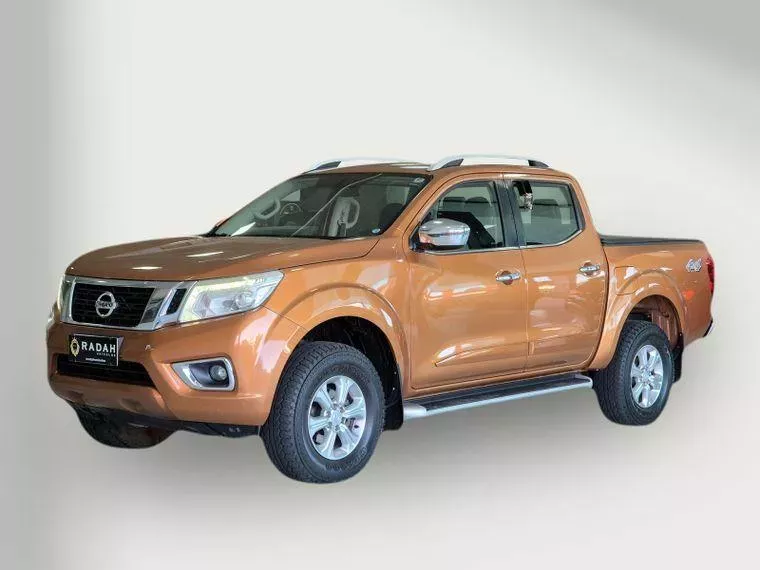 Nissan Frontier Laranja 3