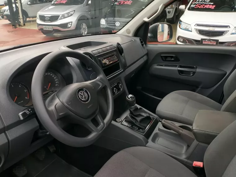 Volkswagen Amarok Prata 4