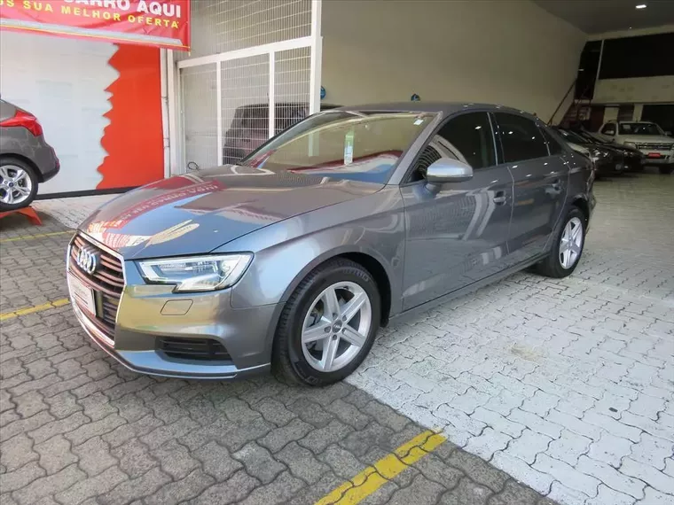 Audi A3 Cinza 4